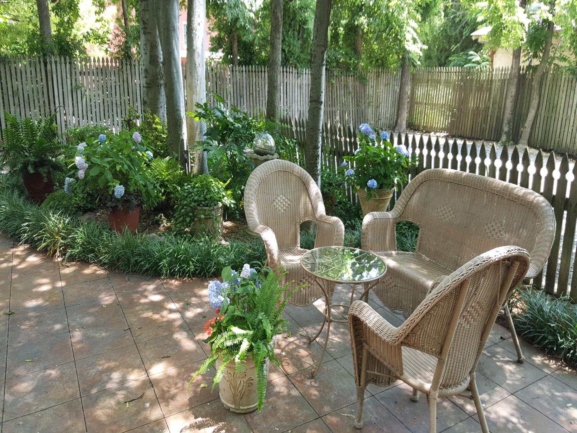 Rosemont B&B Cottages Little Rock Exteriör bild
