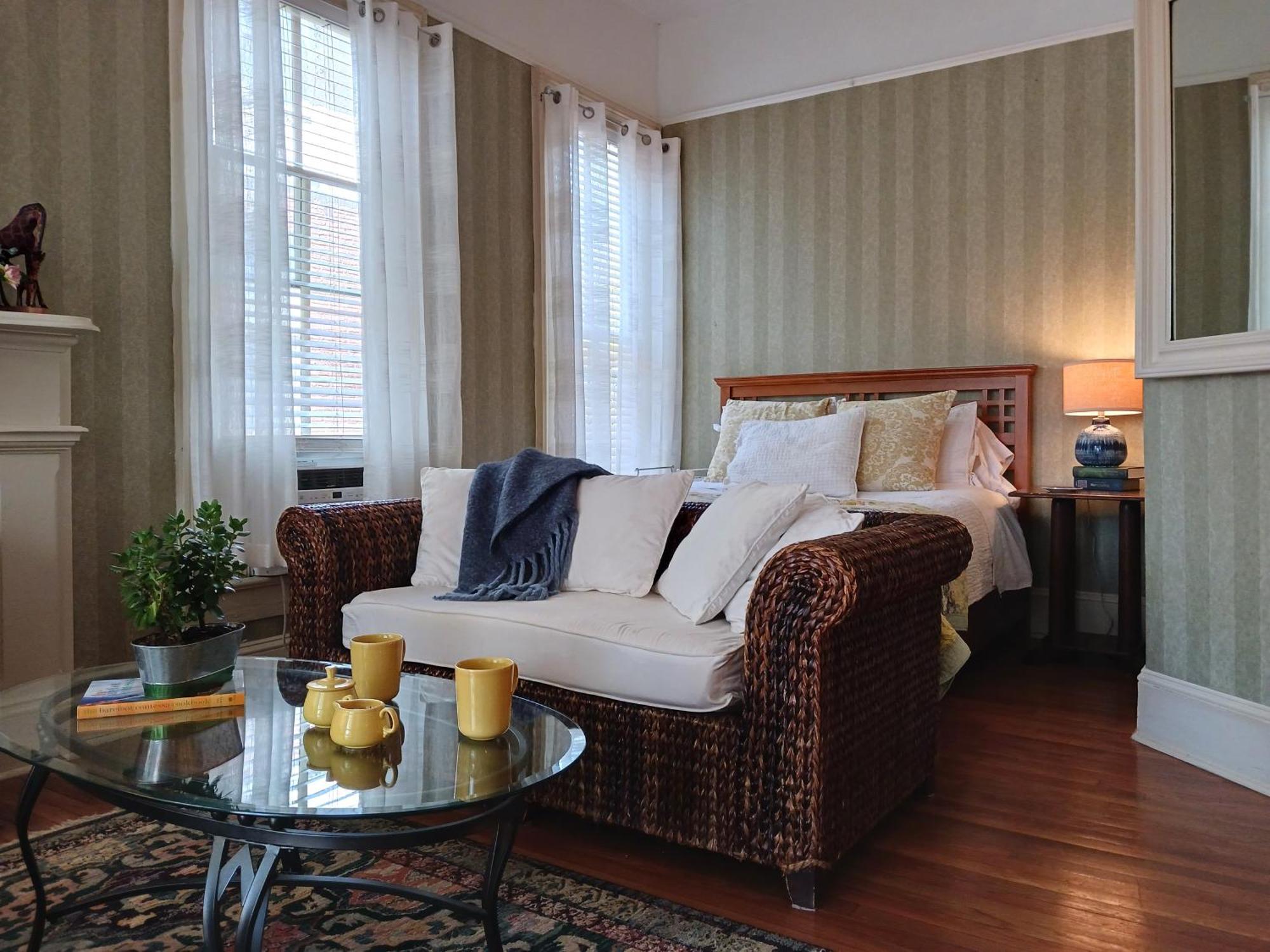 Rosemont B&B Cottages Little Rock Exteriör bild