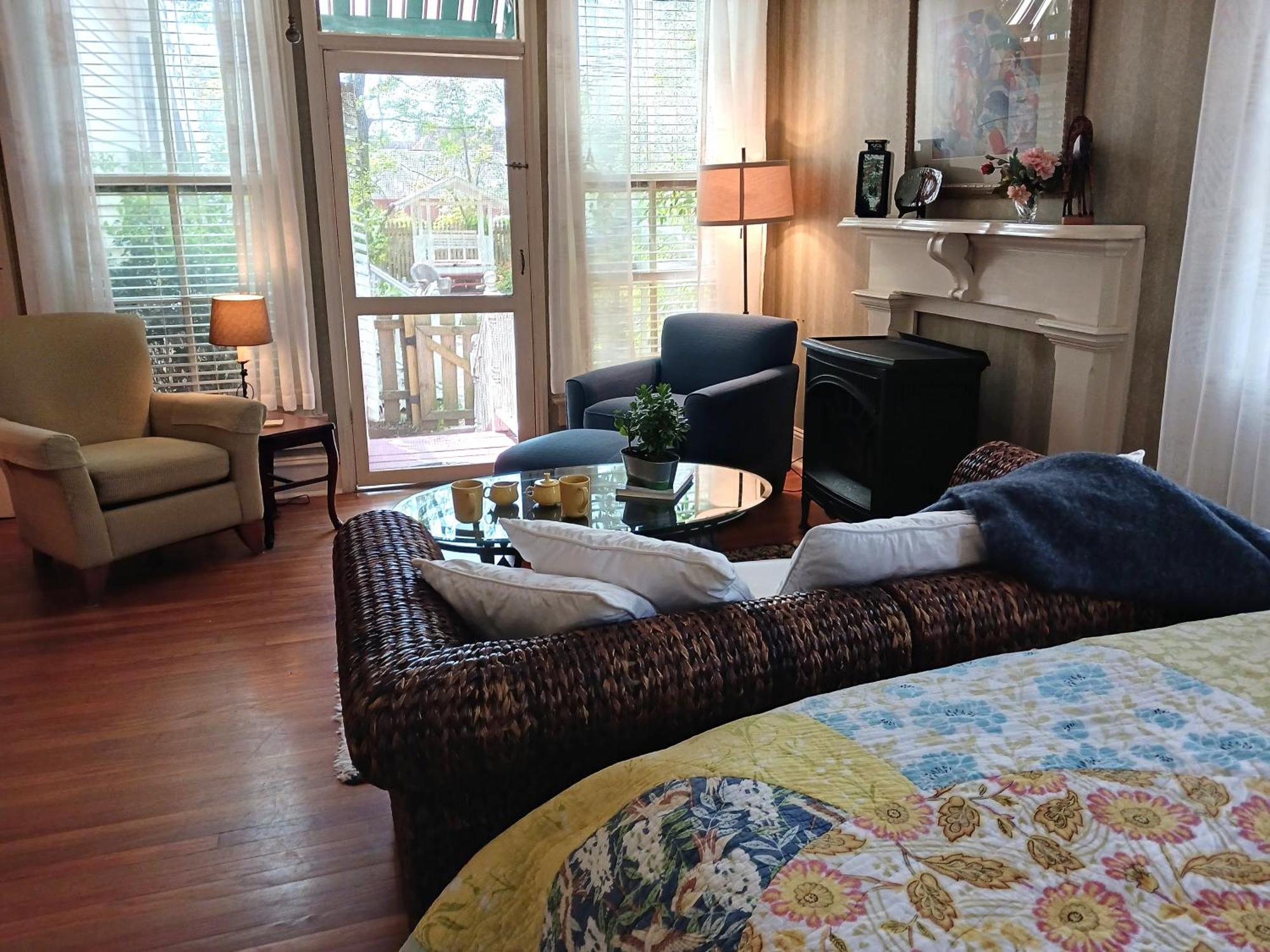 Rosemont B&B Cottages Little Rock Exteriör bild